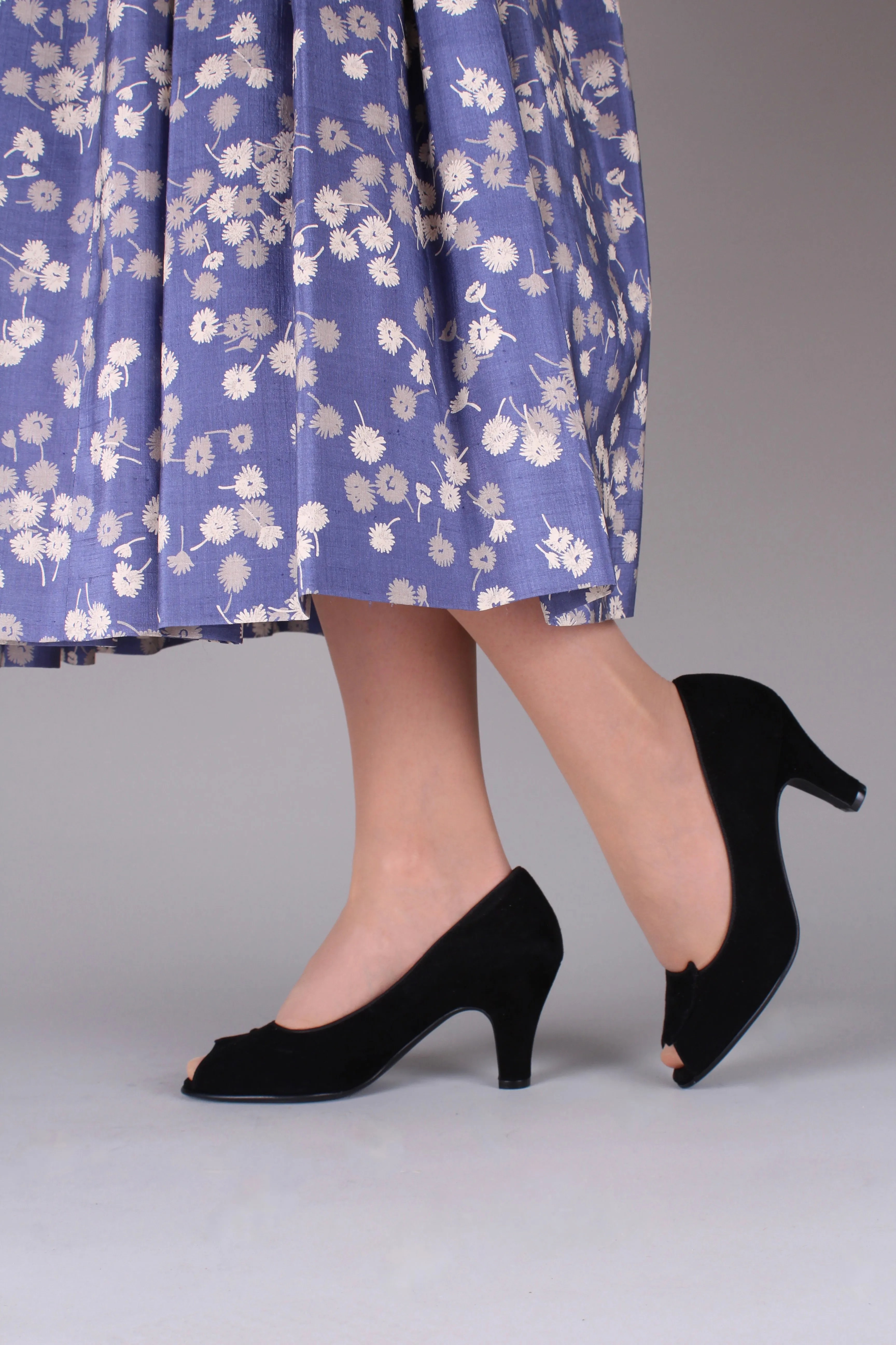 Early 1950's suede high heel with peep toe- Black - Margaret