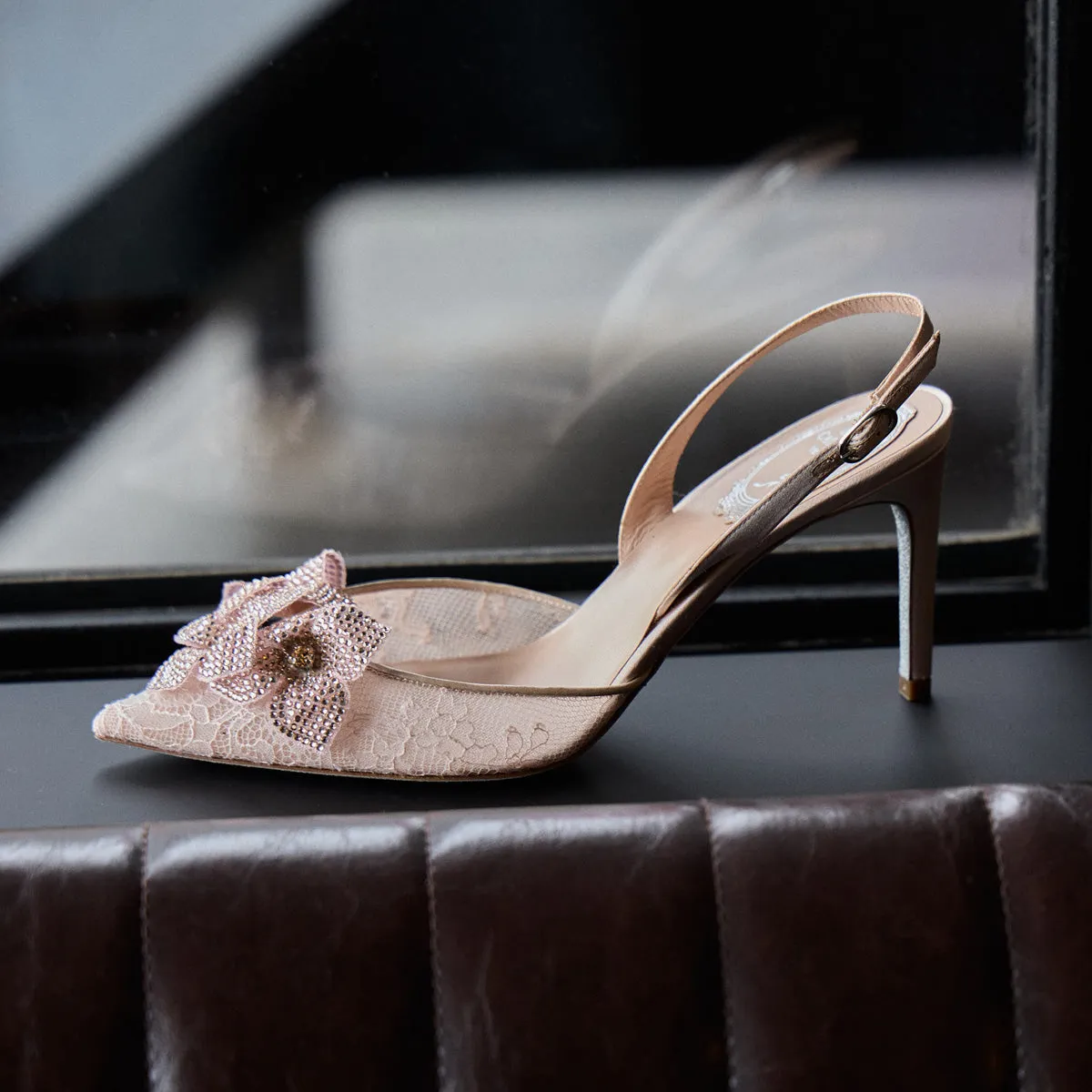 Floriane 80 Lace Strass Pump