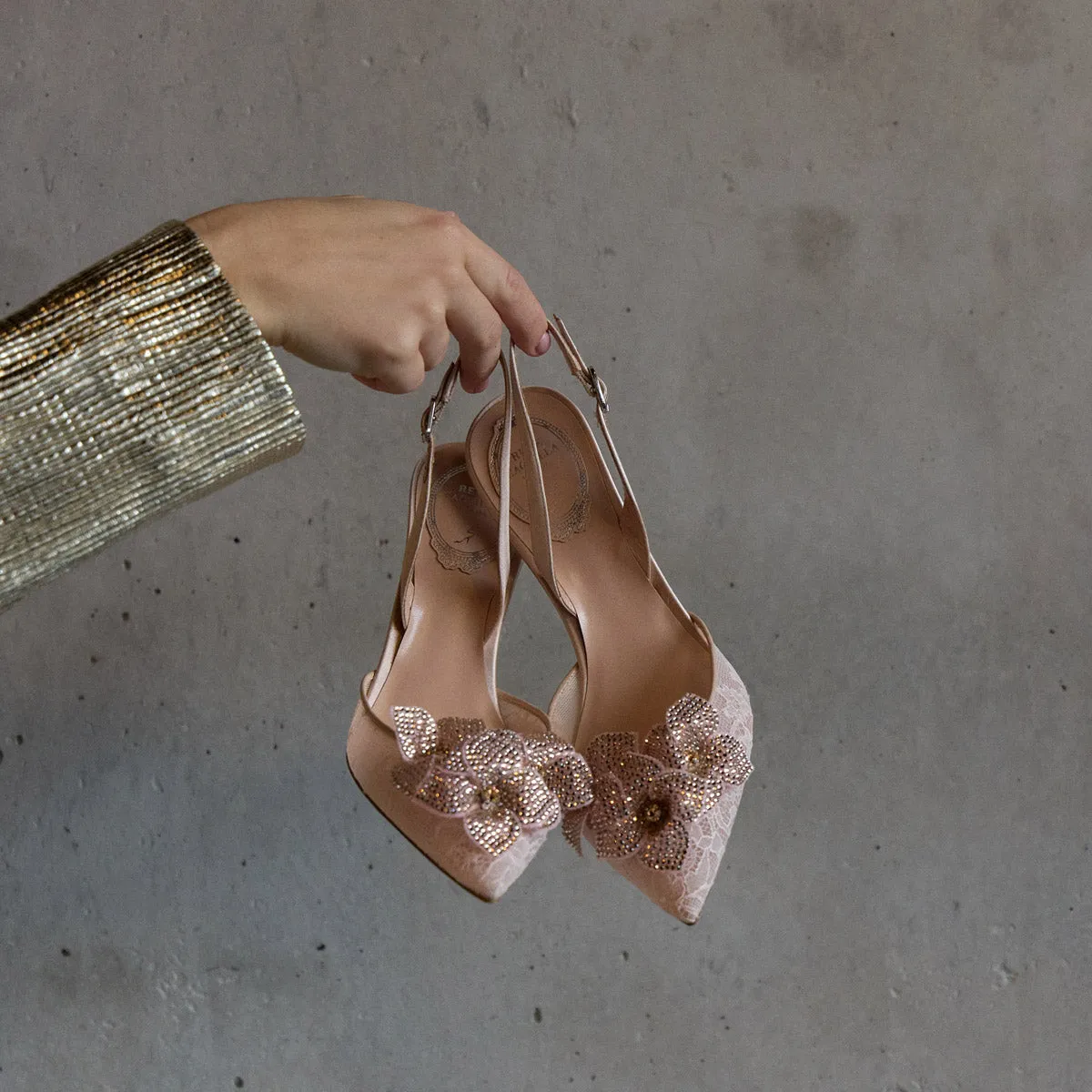 Floriane 80 Lace Strass Pump