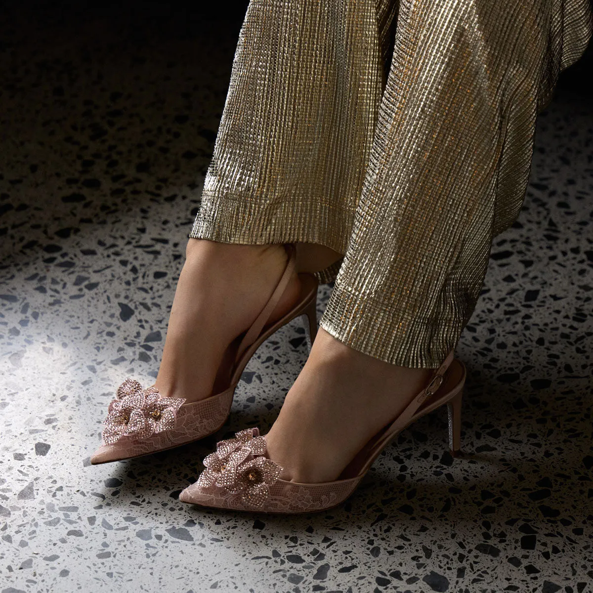 Floriane 80 Lace Strass Pump