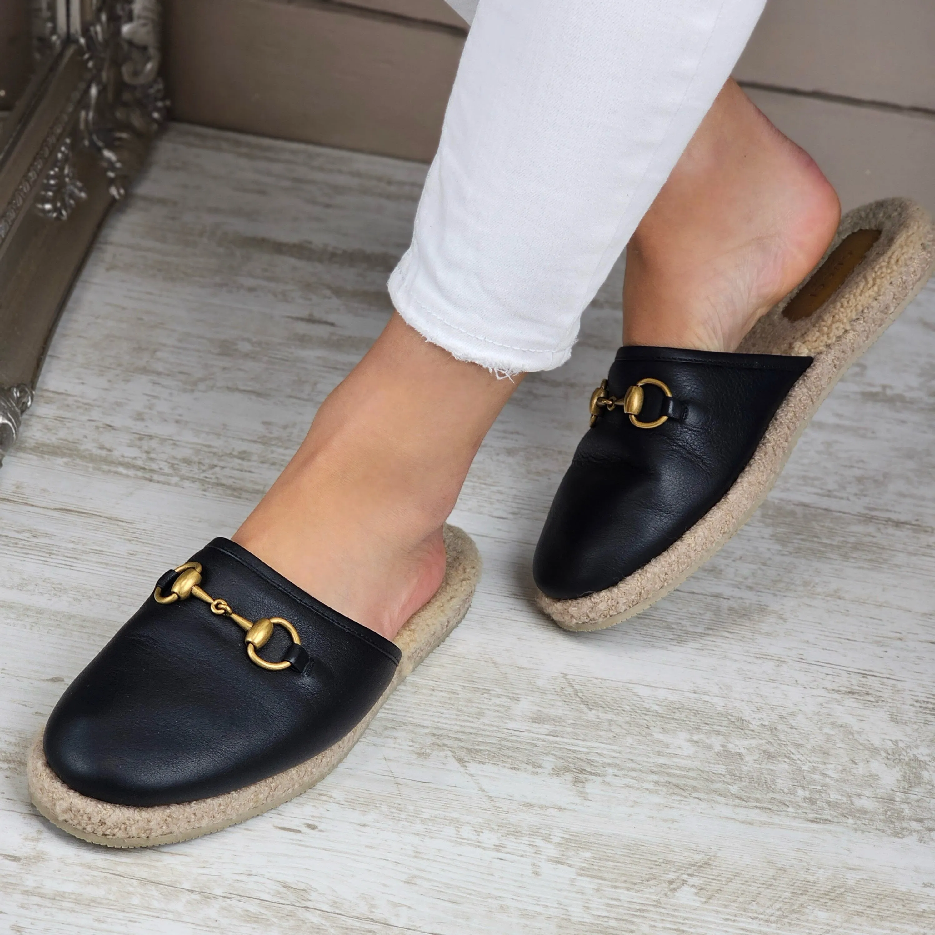 GUCCI FRIA SHEARLING FLATS EU 39.5/ UK 6.5