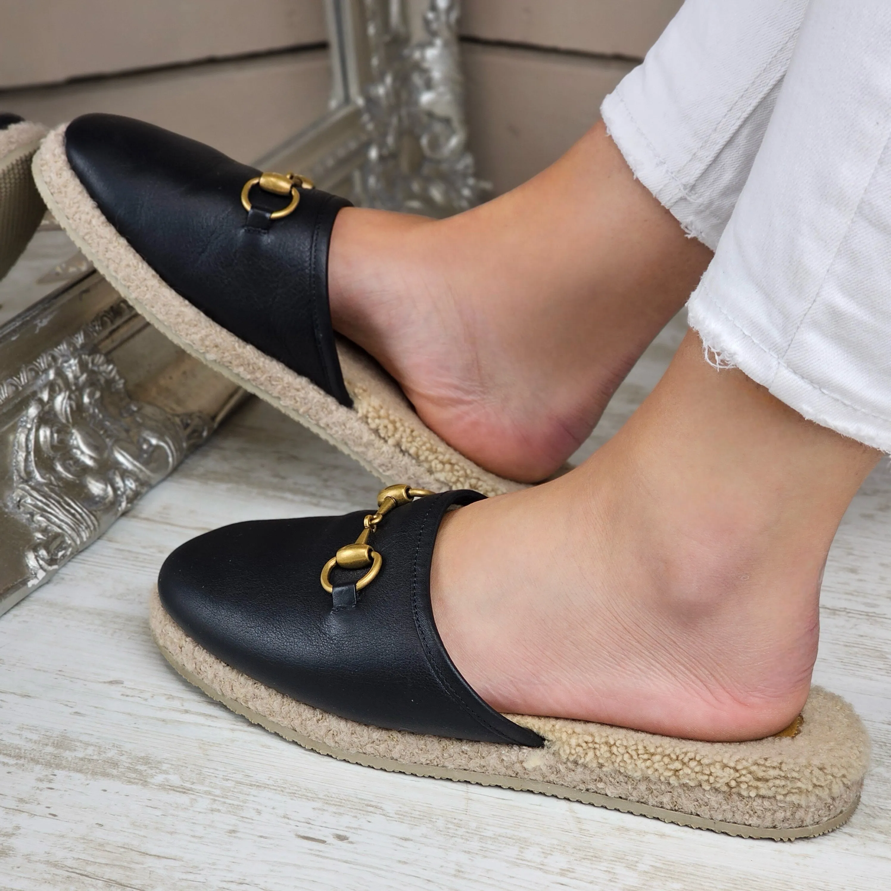 GUCCI FRIA SHEARLING FLATS EU 39.5/ UK 6.5