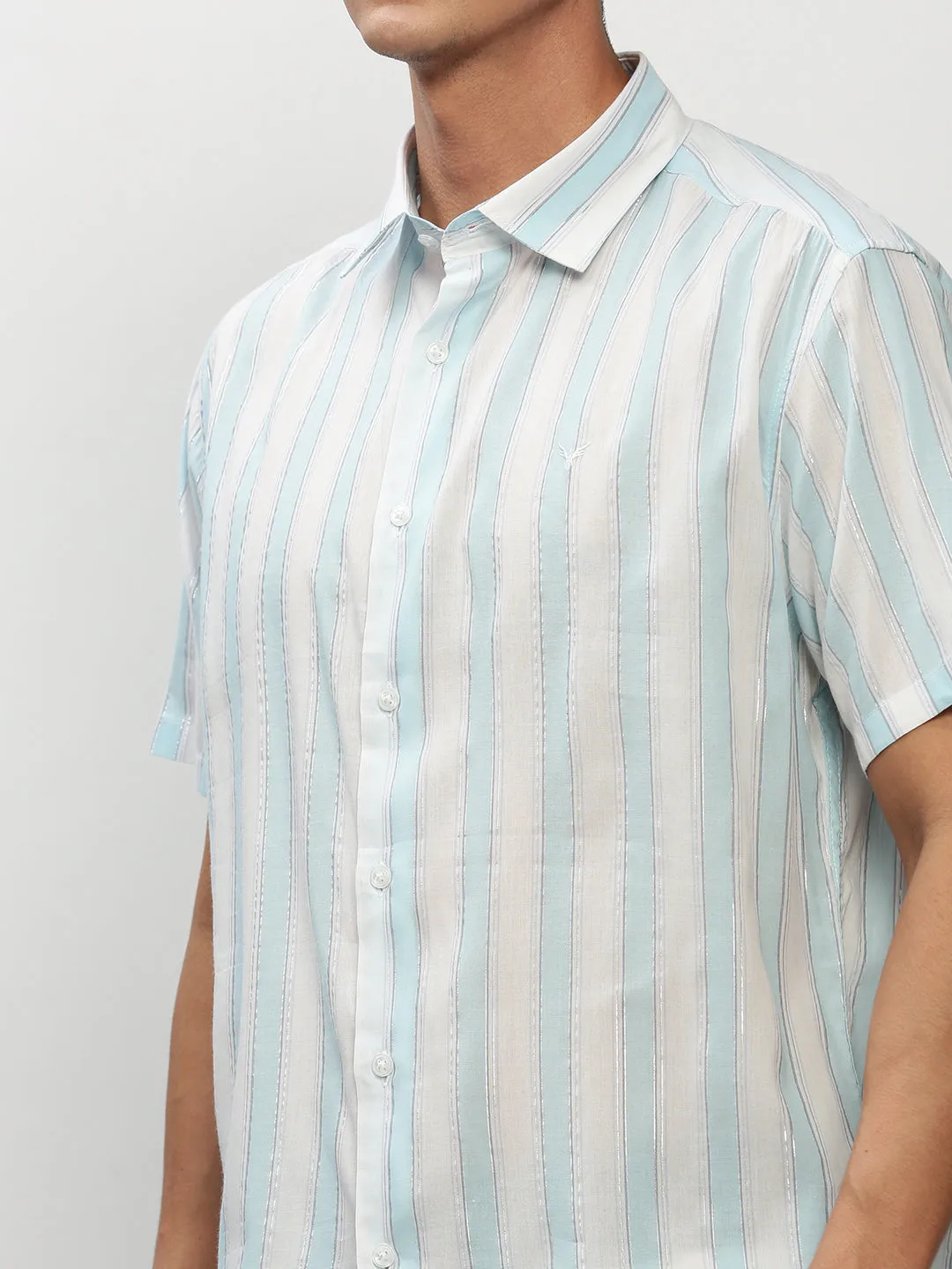 Men White Standard Vertical Striped Oxford Cotton Slim Fit Casual Shirt