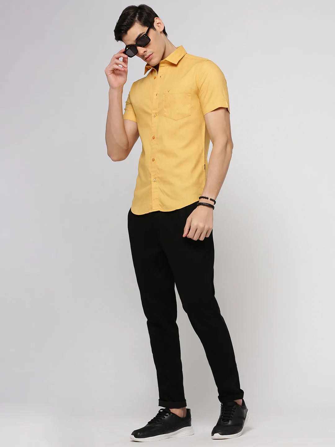 Men Yellow Slim Fit Micro Ditsy Printed Oxford Cotton Casual Shirt