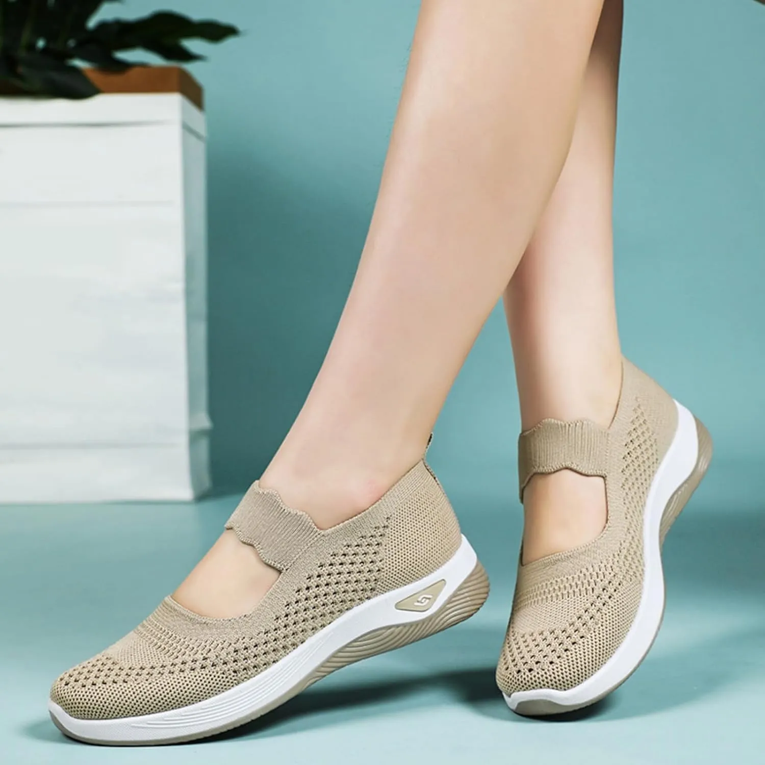 Mmoneyake Orthopedic Shoes for Women Walking Shoe Orthopedic Breathable Soft Shoes Diabetic Foam Shoe Hands Free Slip On Sneakers with Arch Support Indoor Outdoor Casual Sneakers