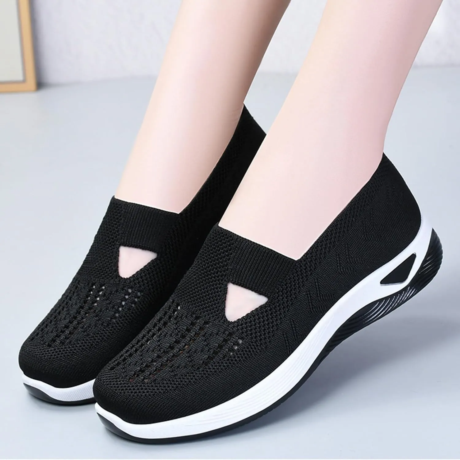 Orthopedic Walking Shoes for Swollen Feet Women Slip On Sneakers with Arch Support Comfortable Casual Loafers Plantar Fasciitis Foot Pain Relief
